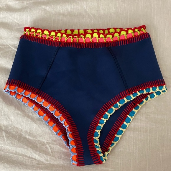 Kiini Tasmin High wasted swimsuit bottoms - Picture 3 of 8